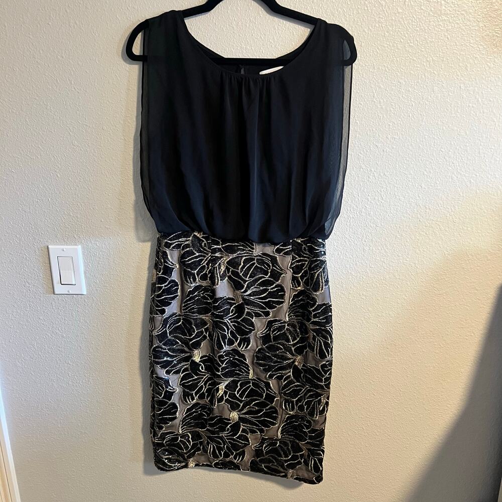 Calvin Klein Black and Silver Metallic Lace Sequin Cocktail Dress Size 4